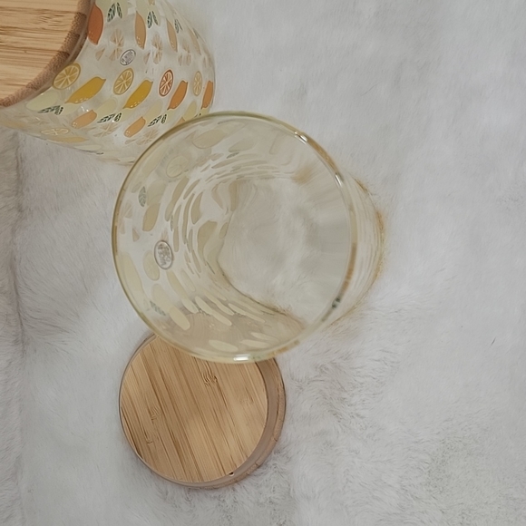 2 Lemon Glass Canisters with Wood Lids - Picture 4 of 4